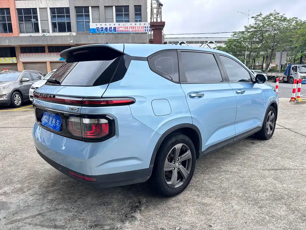 Baojun RM-5 宝骏RM-5 2019款 1.5 T CVT 24小时在线精英型 6座