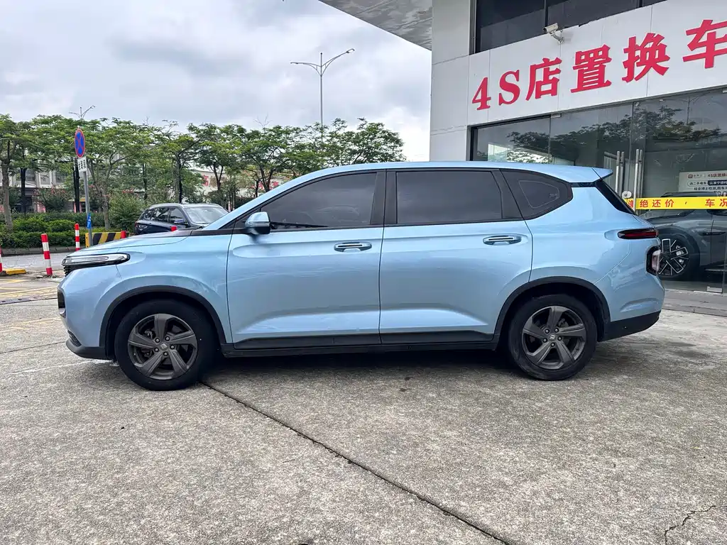 Baojun RM-5 宝骏RM-5 2019款 1.5 T CVT 24小时在线精英型 6座