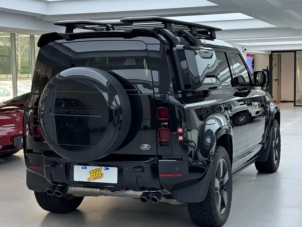 Land Rover Defender 110 P400 X-DYNAMIC HSE