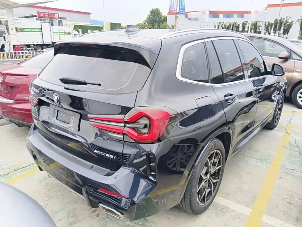 BMW X3 xDrive25 i M Sport Package