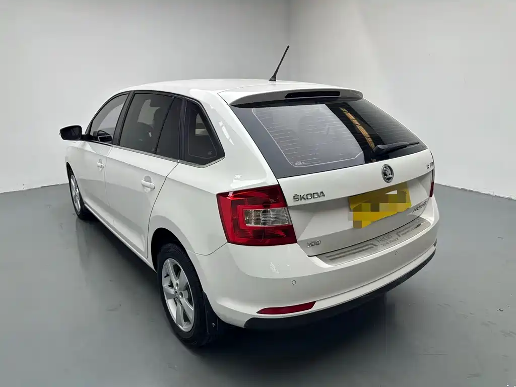 Rapid Spaceback 昕动 2018款 1.6 L 自动舒适版