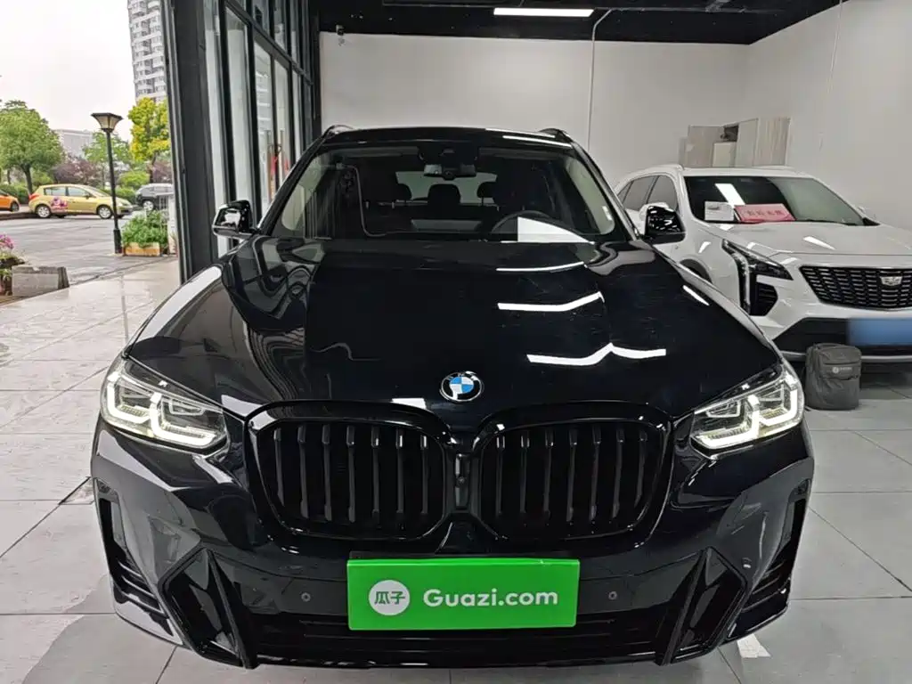 BMW X3 Facelift xDrive30 i Leading M Night Package