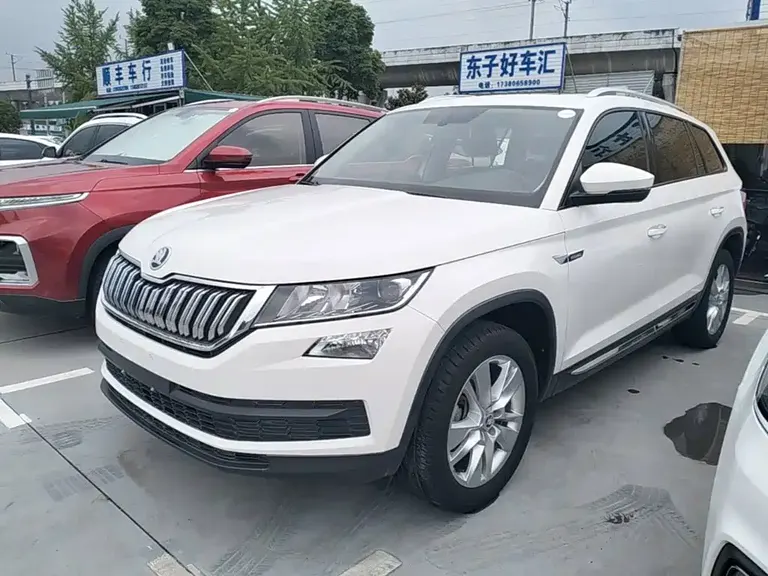Skoda Kodiaq 柯迪亚克 2019款 改款 TSI330 7座两驱舒适版 国VI