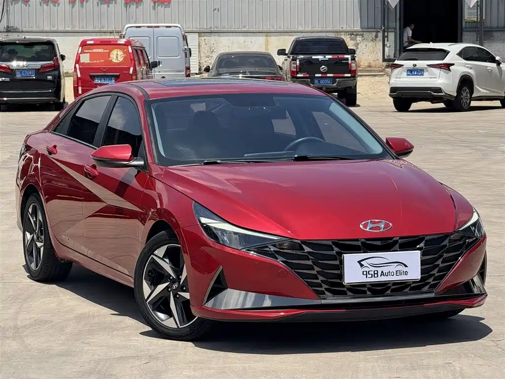 Elantra 1.5 L CVT GLX Elite