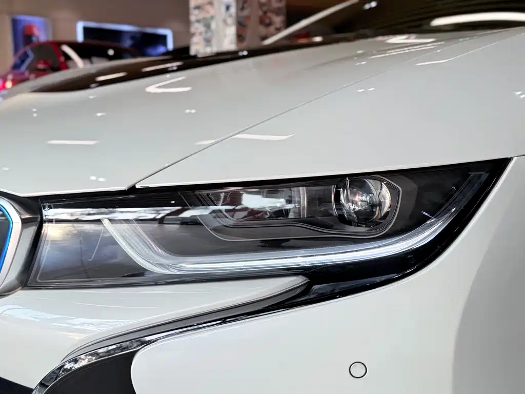 BMW i8 Standard
