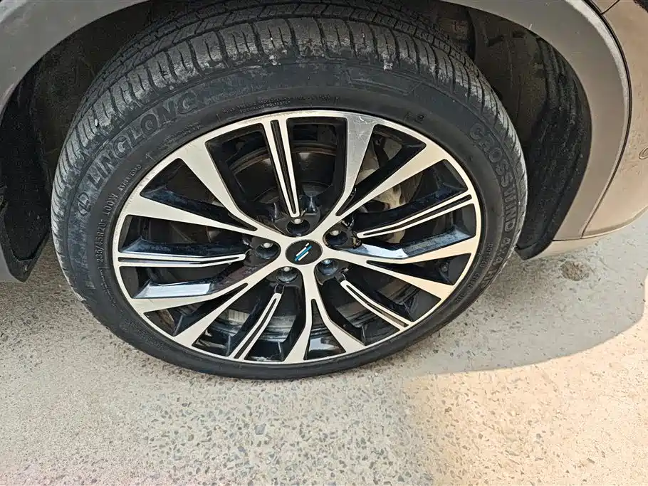 Changan Oshan X7 长安欧尚X7 2020款 1.5 T 人脸识别全自动泊车太空逍遥版