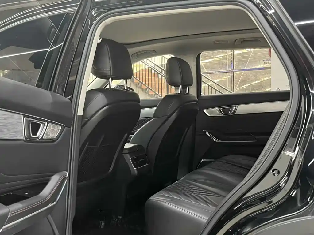 Besturn T99 奔腾T99 2022款 20 TD 自动舒适型
