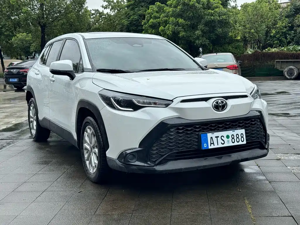 Frontlander 2.0 L CVT Leading