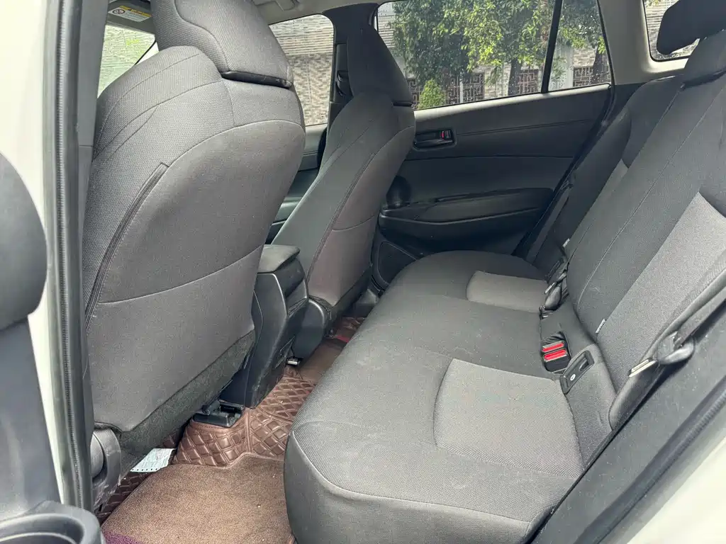 Frontlander 2.0 L CVT Leading