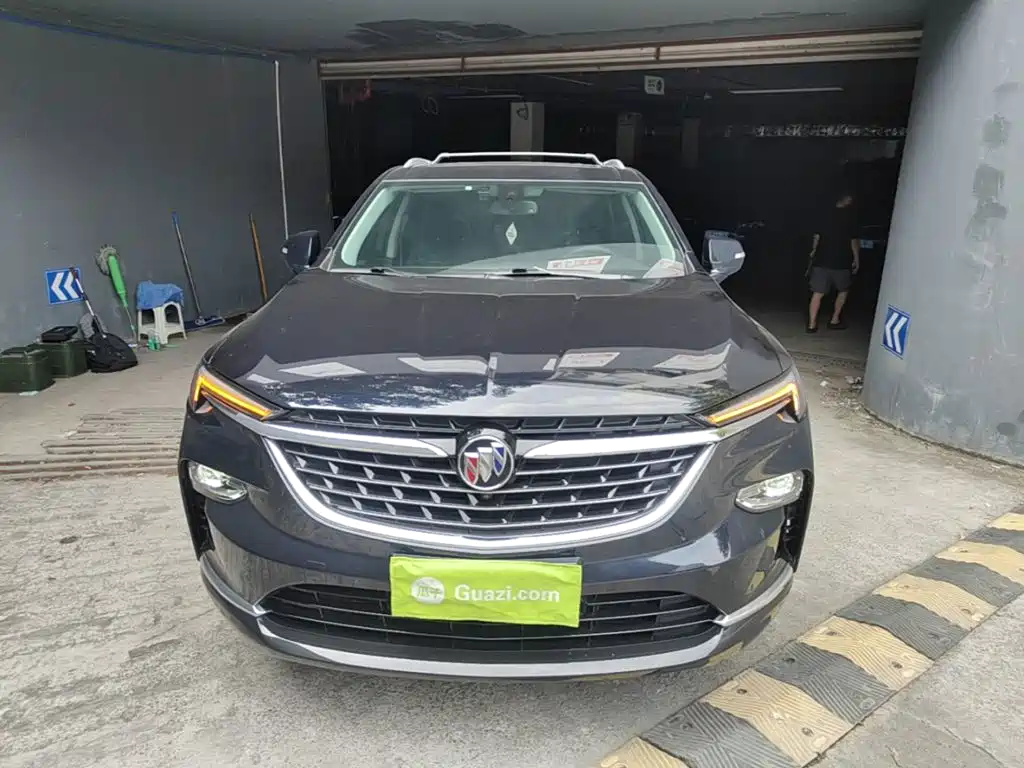 Enclave 652 T 2 WD Distinguished 7-seat