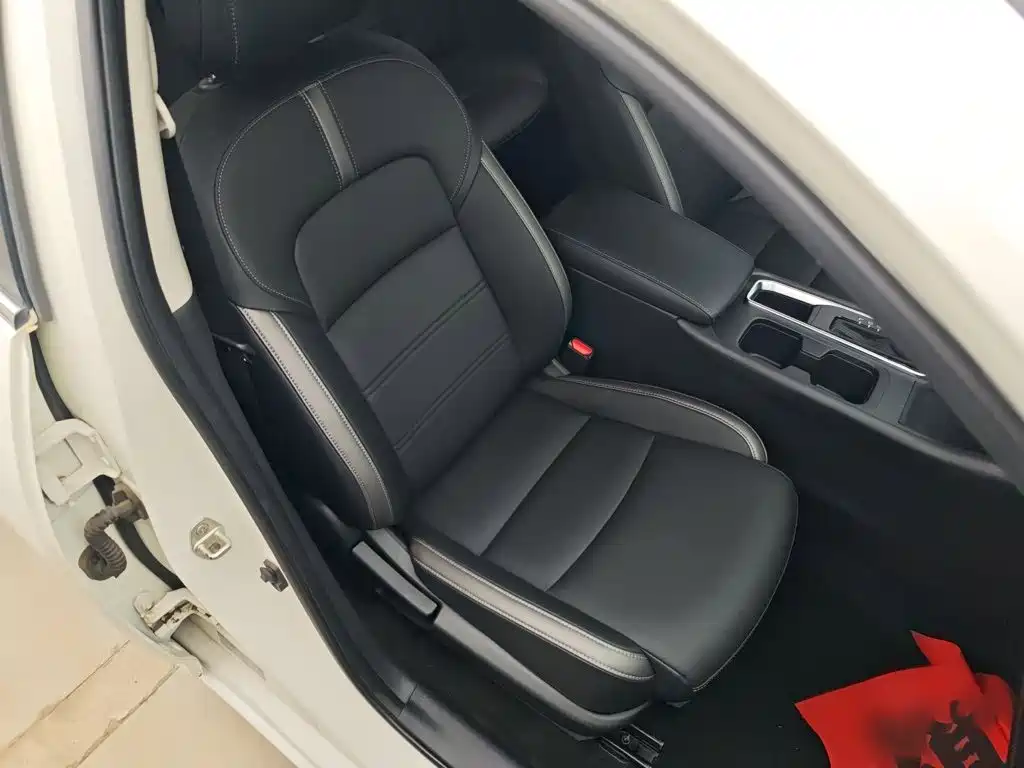 Sylphy 1.6 L XL CVT Joy