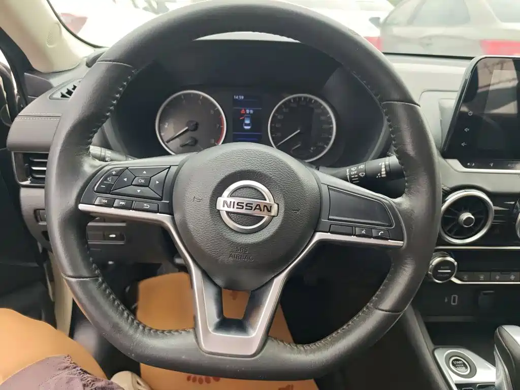 Sylphy 1.6 L XL CVT Joy