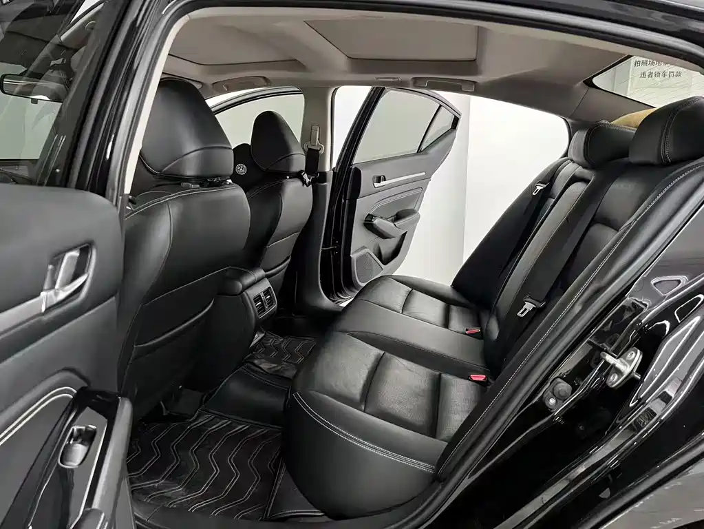 Teana Facelift 2.0 L XL Comfort