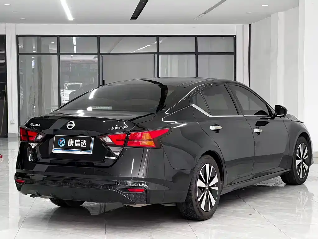 Teana Facelift 2.0 L XL Comfort