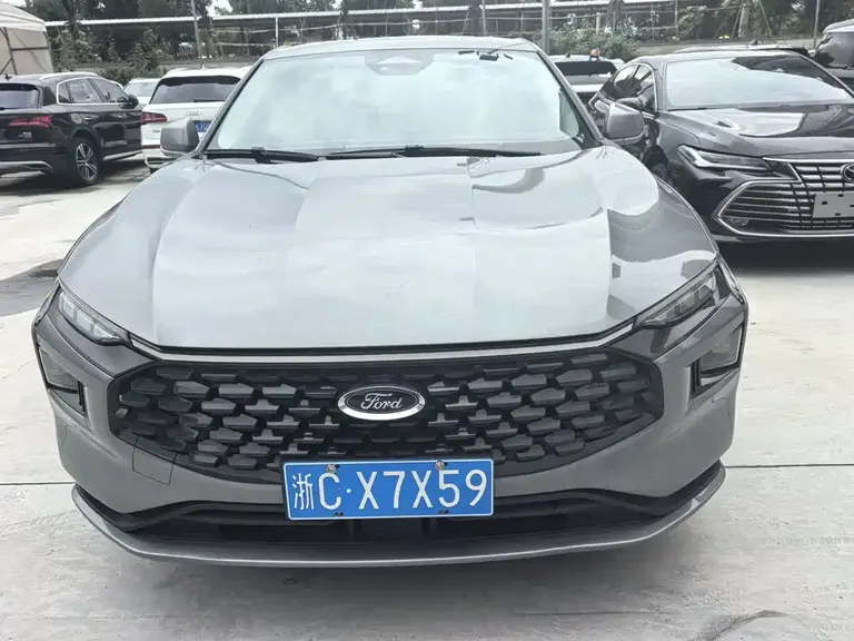 Ford Mondeo 2.0 T EcoBoost Luxury