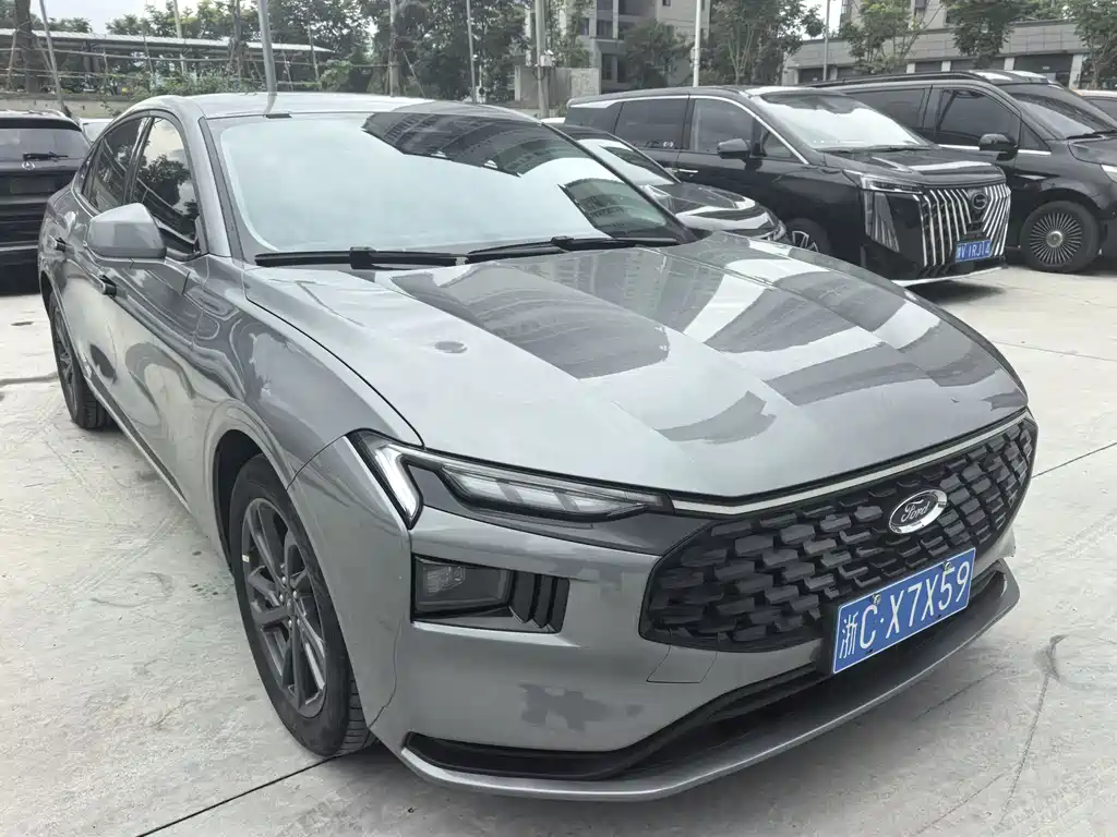 Mondeo 2.0 T EcoBoost Luxury