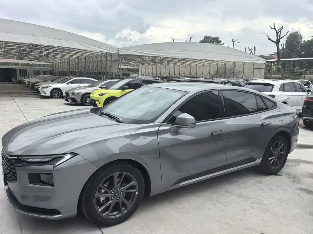 Mondeo 2.0 T EcoBoost Luxury