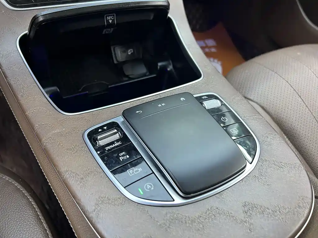 Mercedes-Benz E-Class E 300 L Luxury