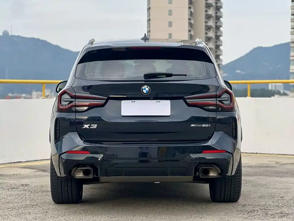 BMW X3 xDrive30 i Leading M Night Package