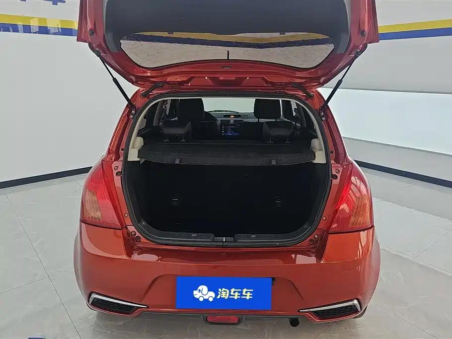 Swift 1.3 L Manual Standard