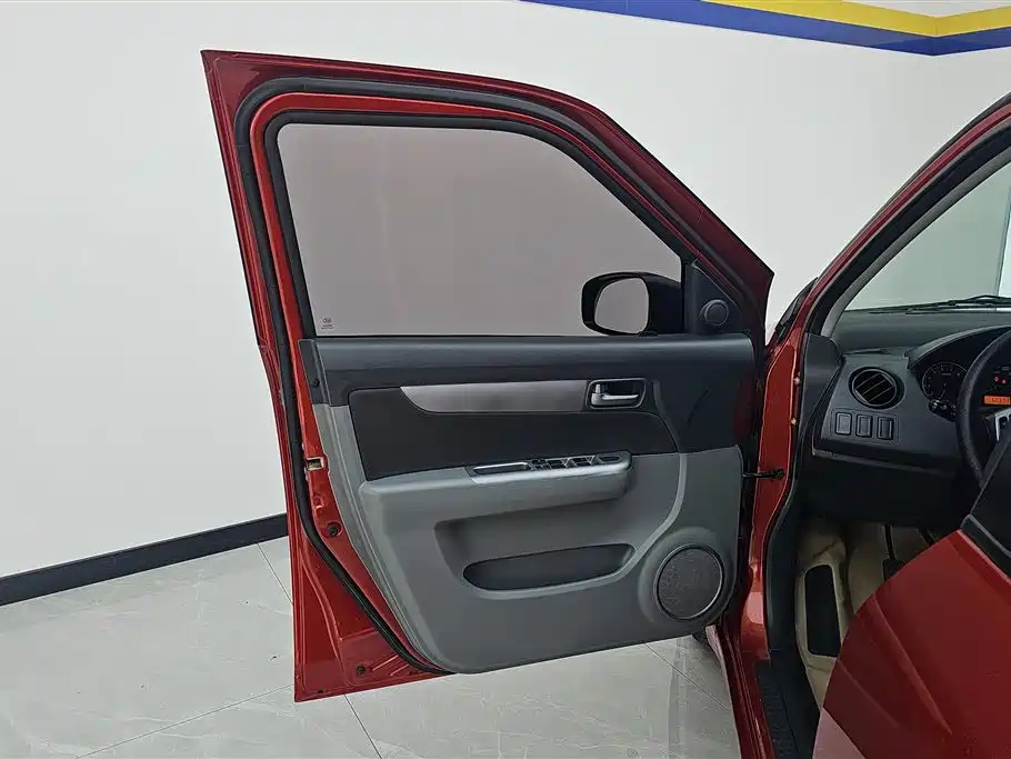 Swift 1.3 L Manual Standard