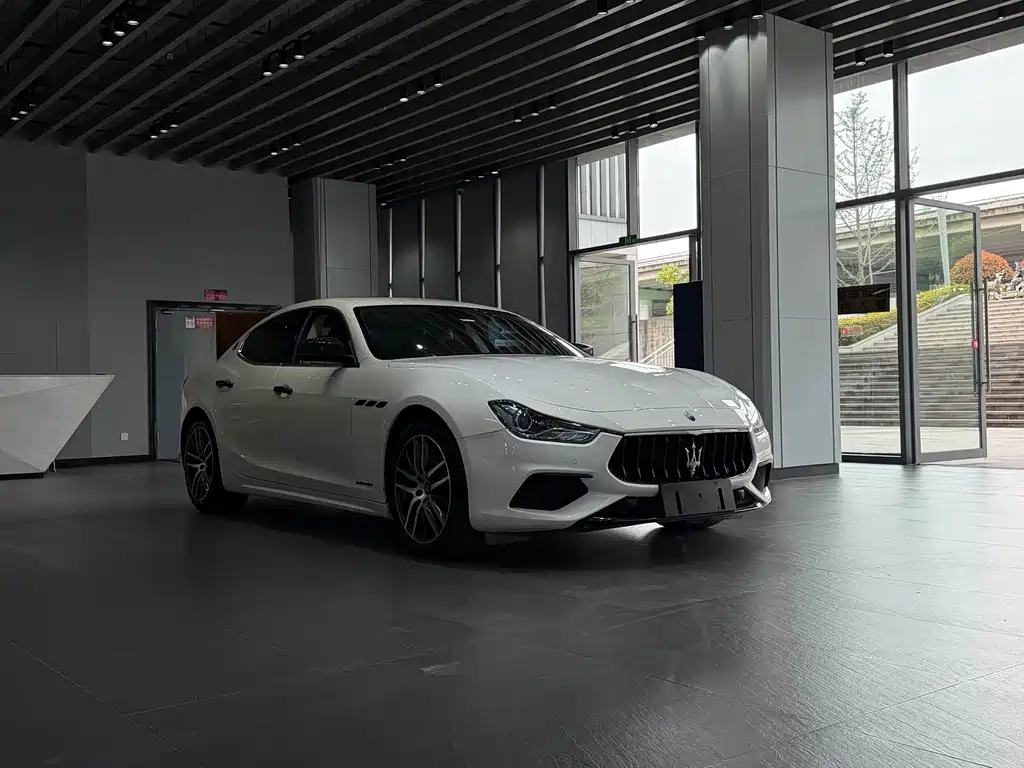 Ghibli Ghibli 2021款 3.0 T GranSport