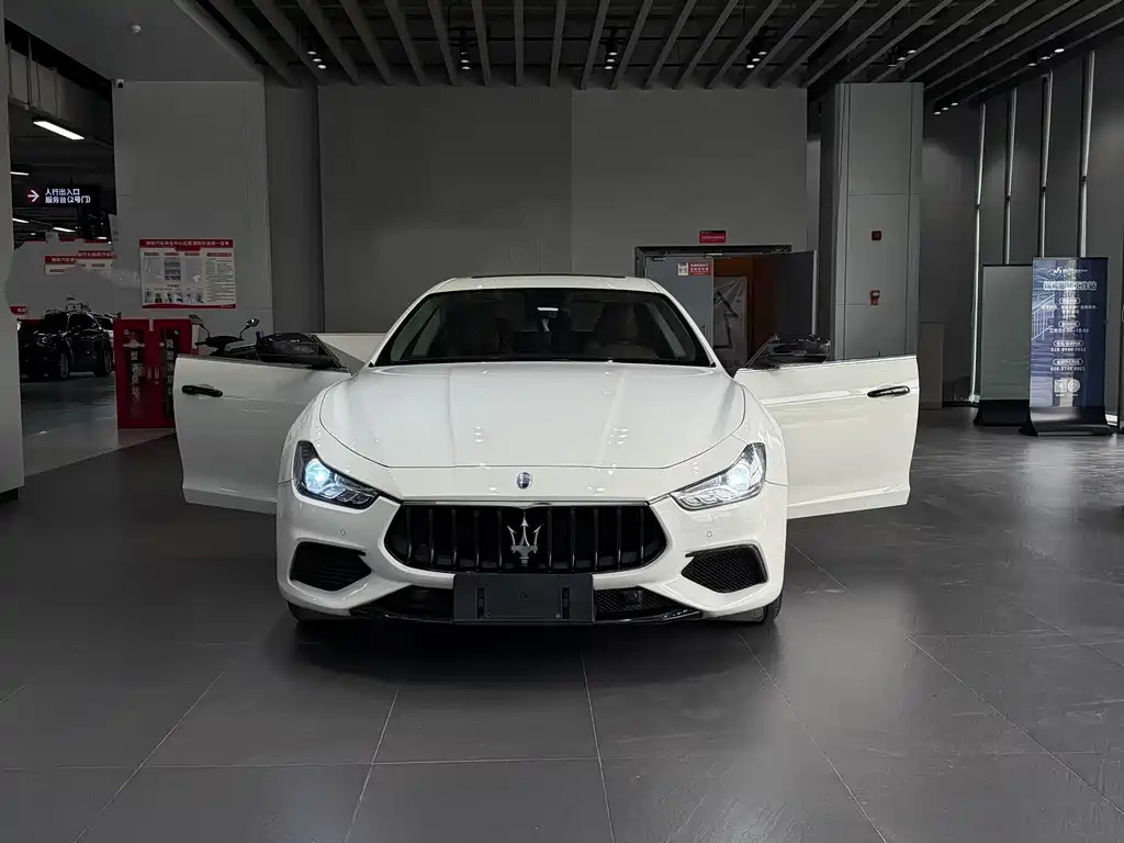 Ghibli Ghibli 2021款 3.0 T GranSport