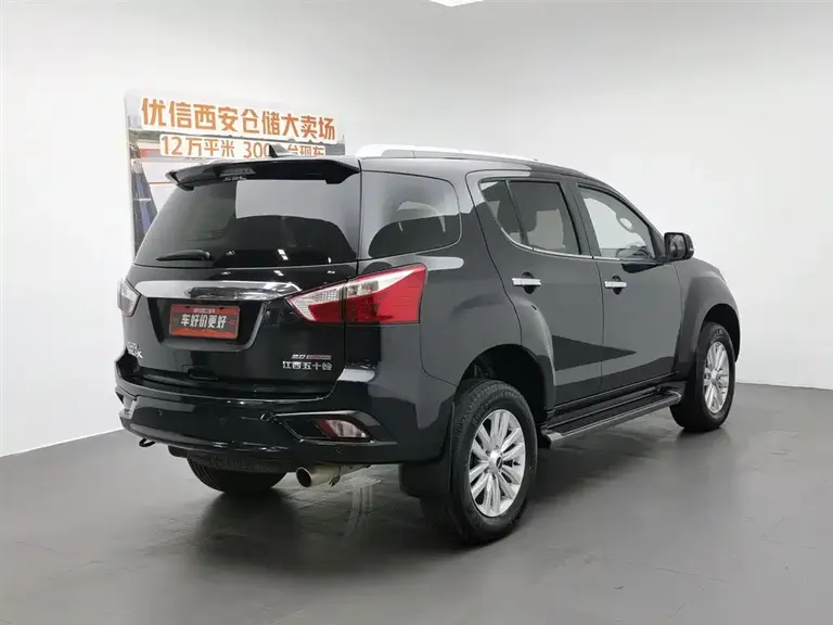 Isuzu mu-X mu-X牧游侠 2022款 2.0 T 汽油自动两驱劲悦型 5座