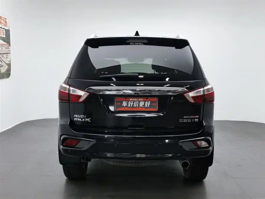 mu-X mu-X牧游侠 2022款 2.0 T 汽油自动两驱劲悦型 5座