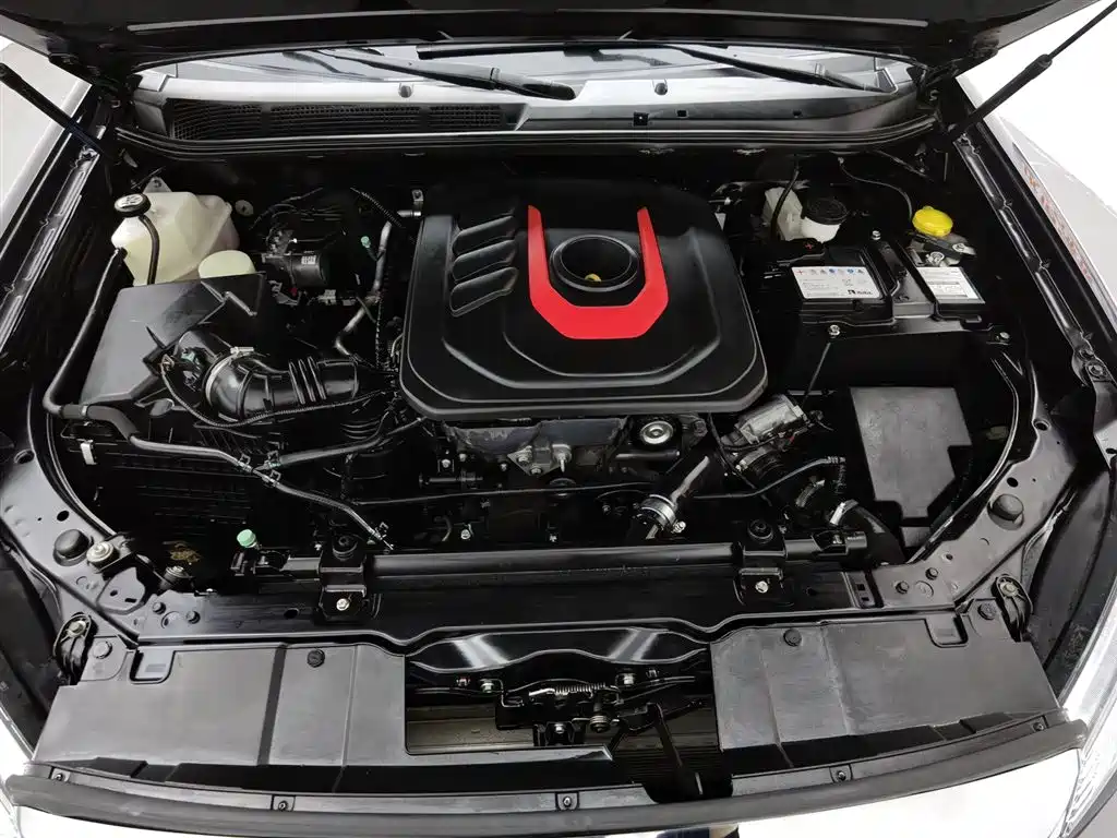 mu-X mu-X牧游侠 2022款 2.0 T 汽油自动两驱劲悦型 5座