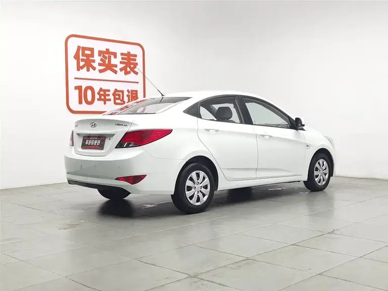 Hyundai Accent 1.4 L Manual Intelligent GLS