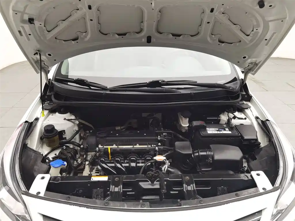Accent 1.4 L Manual Intelligent GLS
