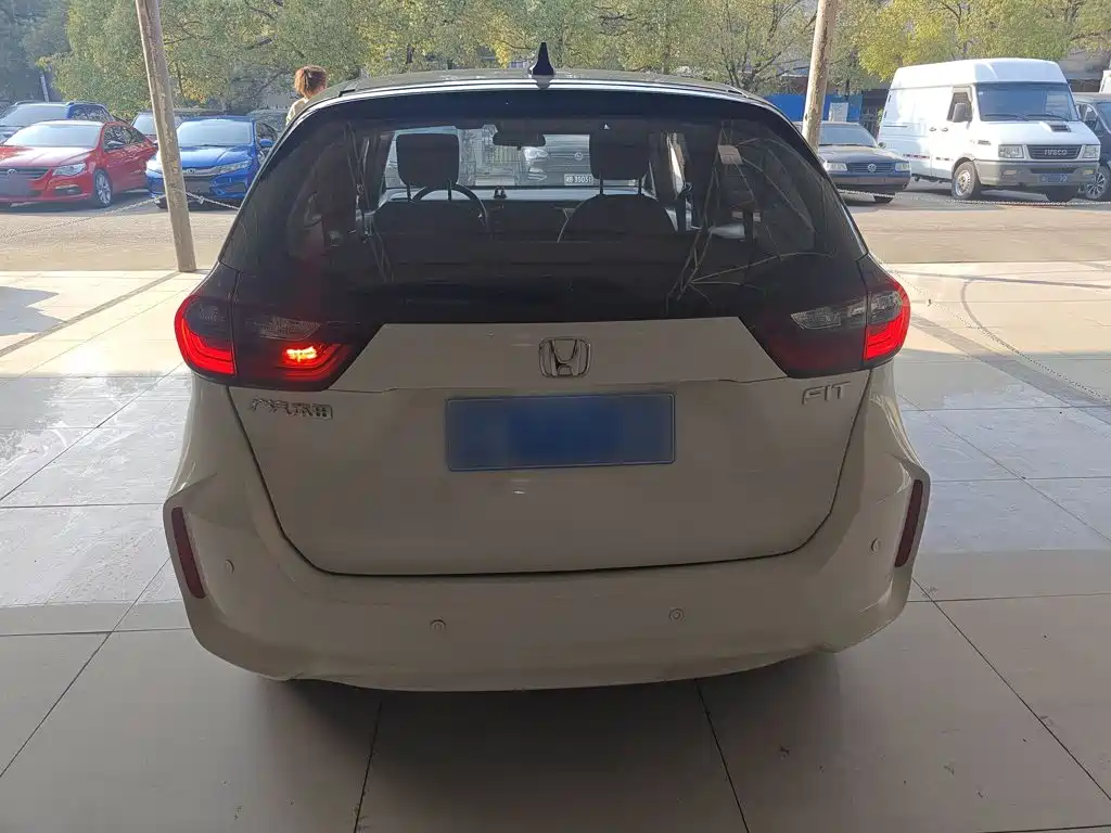 Fit 1.5 L CVT Trend Enjoyment