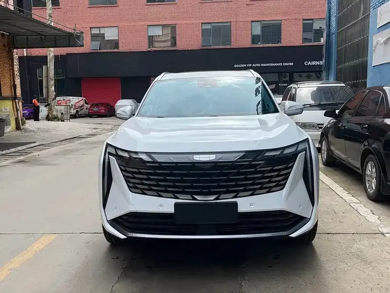 Geely Boyue L 1.5 TD DCT Distinguished