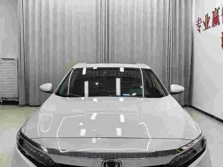 Honda Accord Sharp· Hybrid 2.0 L Sharp Leading