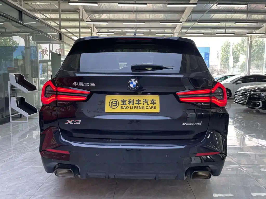 BMW X3 Facelift xDrive30 i Leading M Night Package