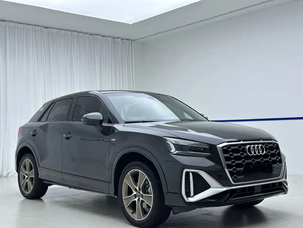Audi Q2 L 35 TFSI Fashion Dynamic