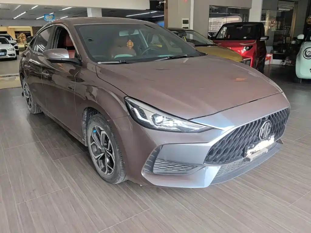 MG5 180 DVVT CVT Youth Luxury