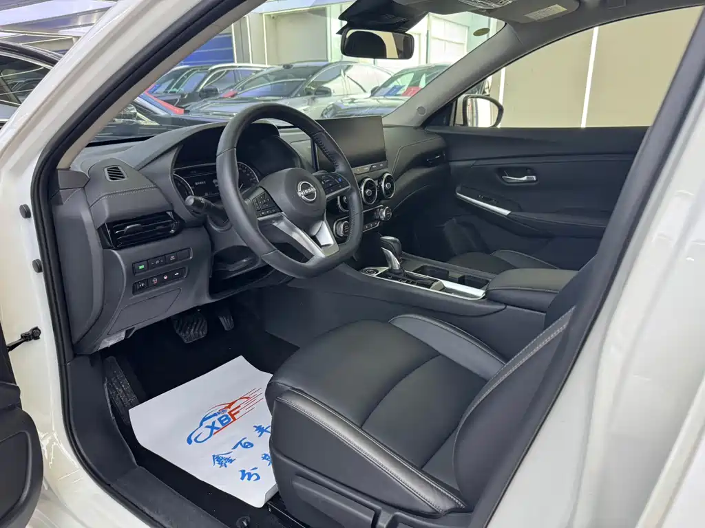 Sylphy Facelift 1.6 L CVT Smart Drive