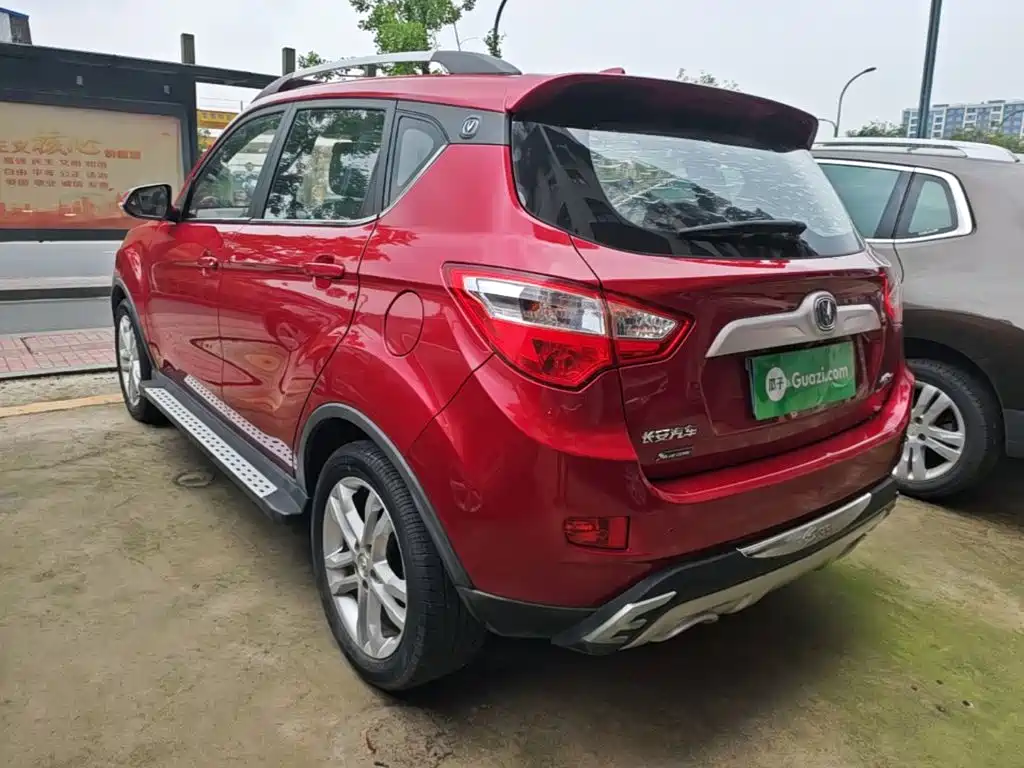 Changan CS35 1.6 L Auto Luxury CN-IV