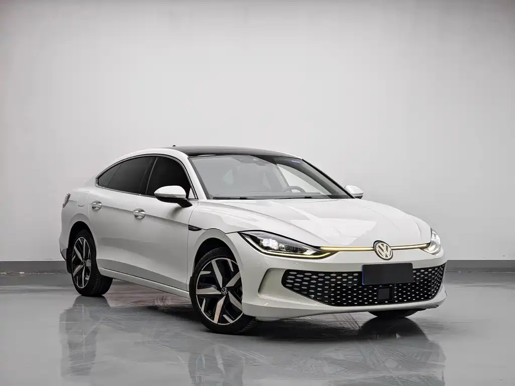 Lamando Lamando L 280 TSI DSG Spicy Cool