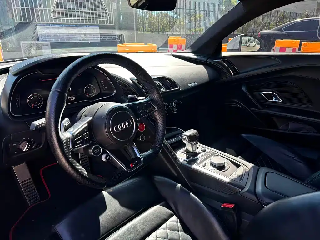 Audi R8 V10 Coupe Performance