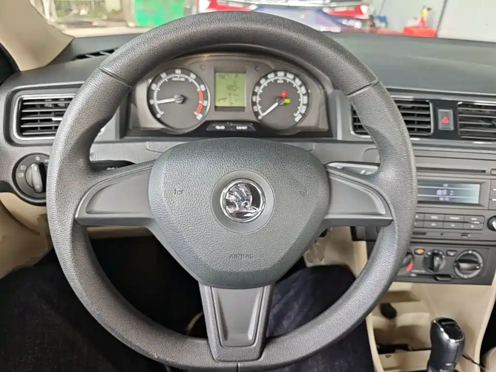 Rapid 1.6 L Auto Creation