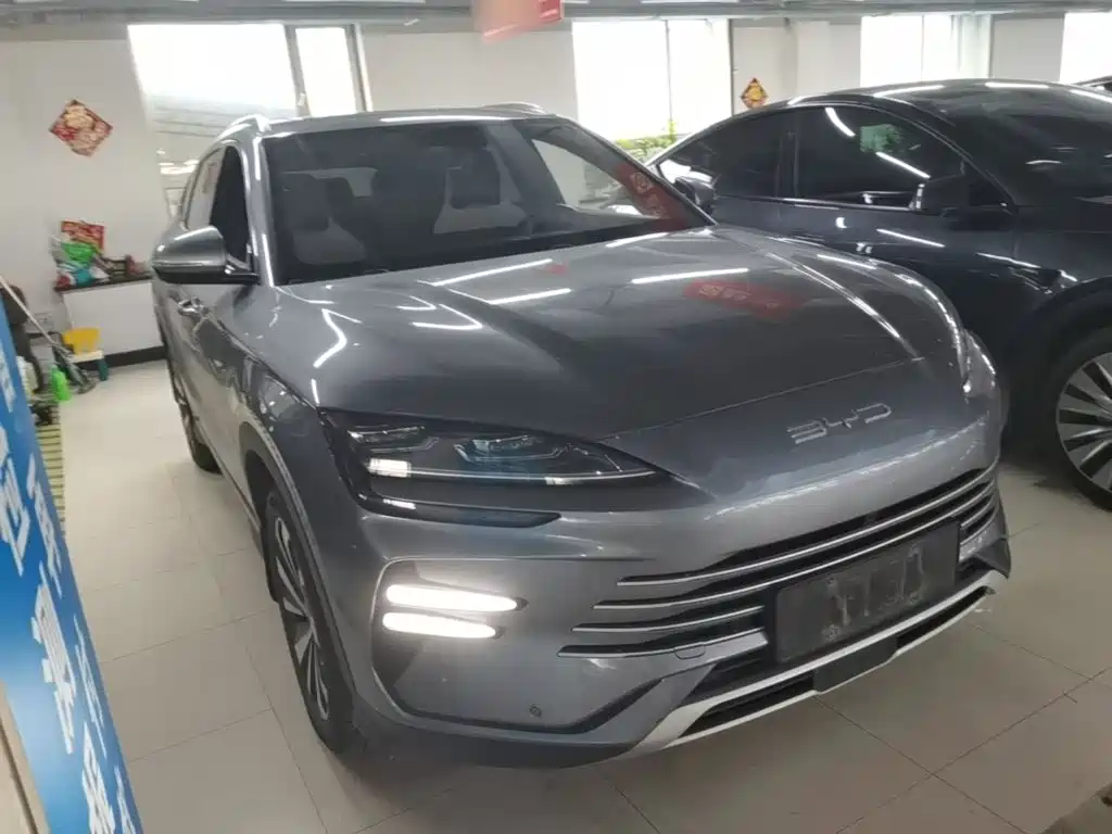 Song PLUS NEV Glory DM-i 71 km Luxury