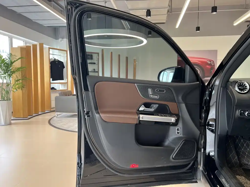Mercedes-Benz GLB GLB 220 Fashion