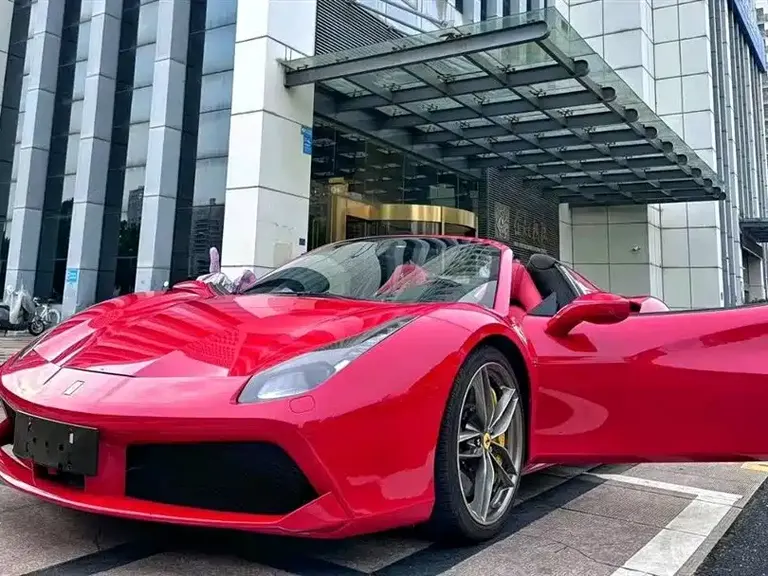 Ferrari 488 488 Spider