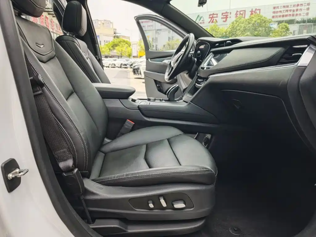 Cadillac XT5 28 T Luxury