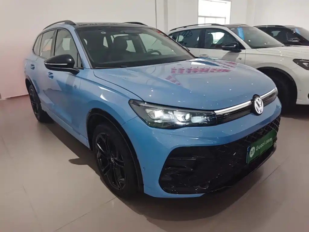 Tiguan L PRO 380 TSI 4 WD R-Line Smart Supreme
