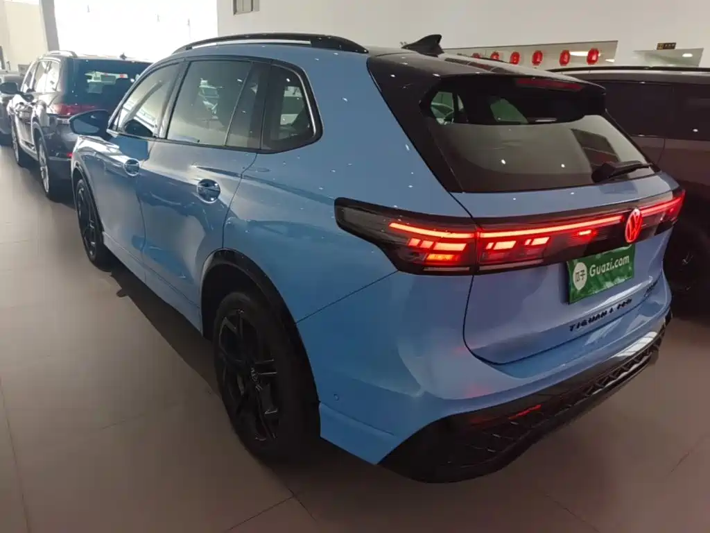 Tiguan L PRO 380 TSI 4 WD R-Line Smart Supreme