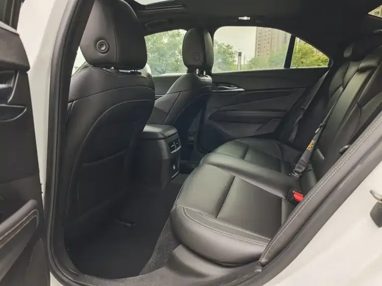 Cadillac CT4 28 T Style